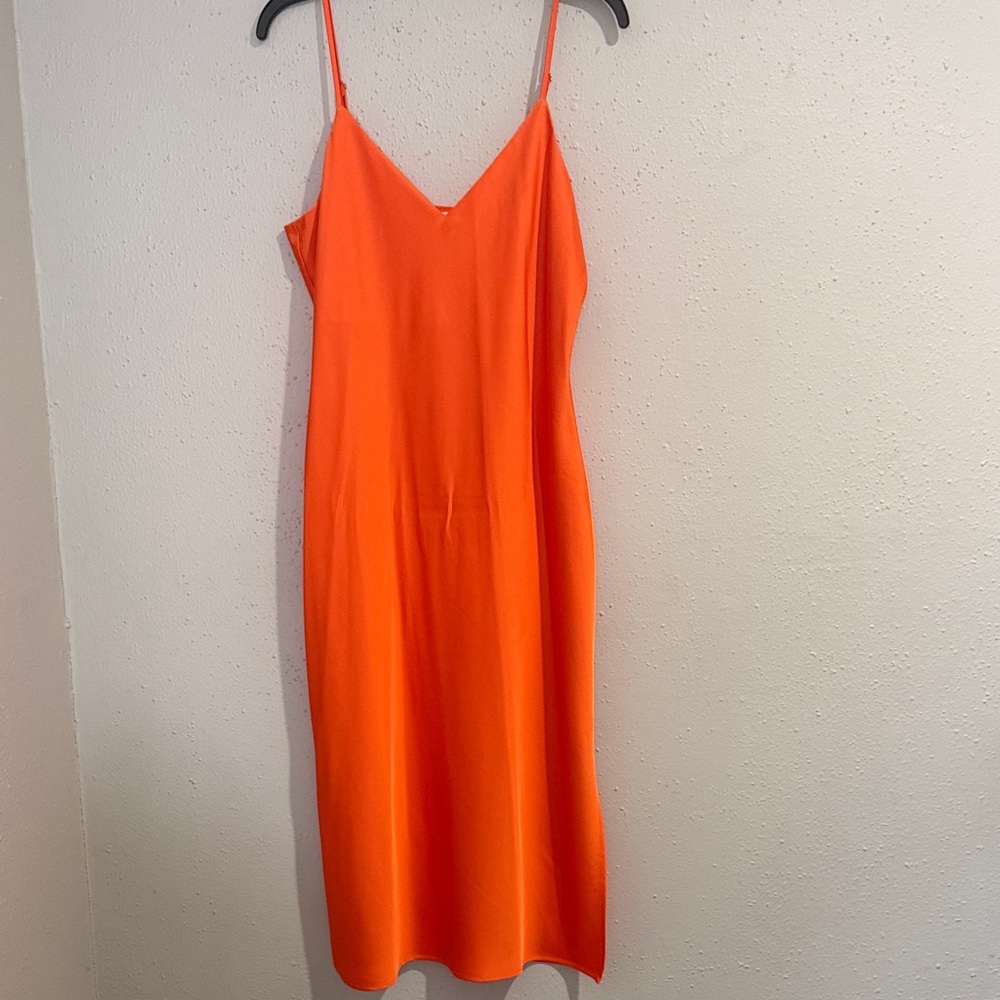 Gianni Bini Orange Midi Dress